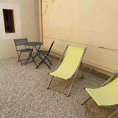 Apartment Proche Du Centre-ville Arles